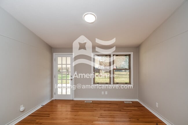 Foto del edificio - 741 Moriston Rd