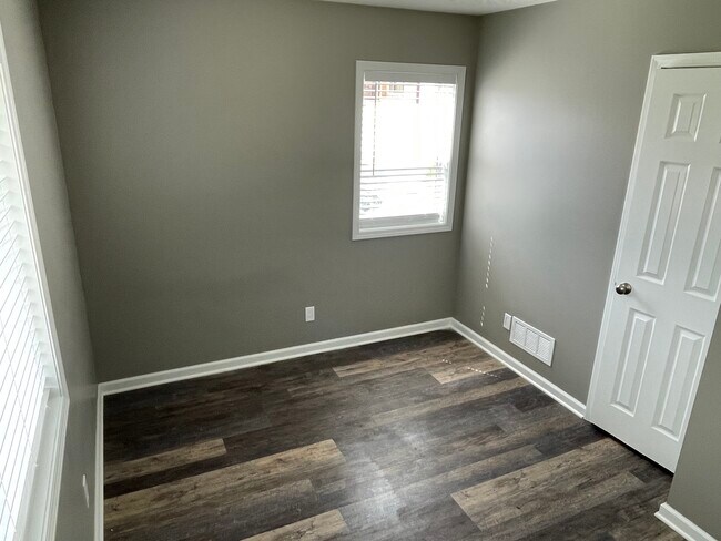 Bedroom 2 - 5123 S 130th St