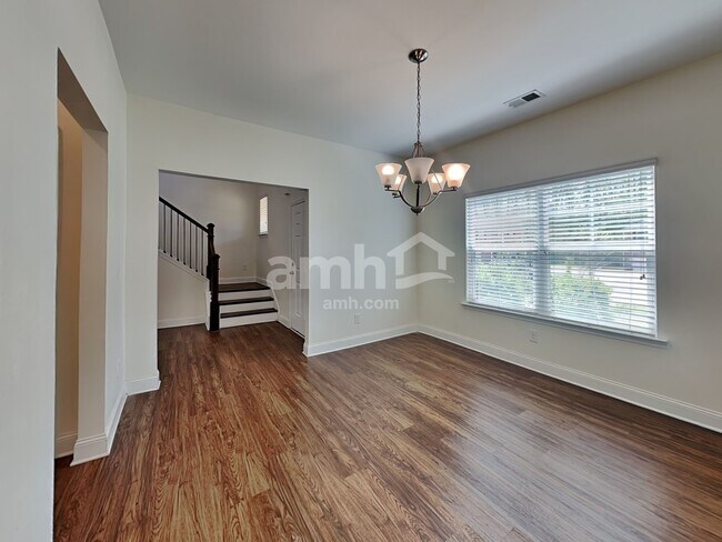 Building Photo - 451 Pearson Cir