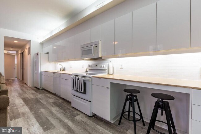 Foto del edificio - 2119 E Cumberland St