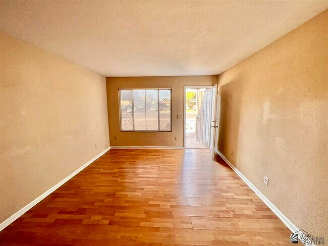 Foto del edificio - 2521 S 17th Ave
