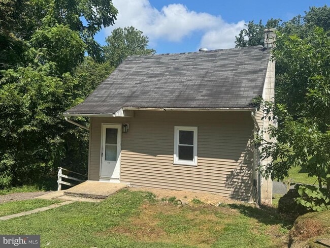 Building Photo - 3145 Zepp Rd