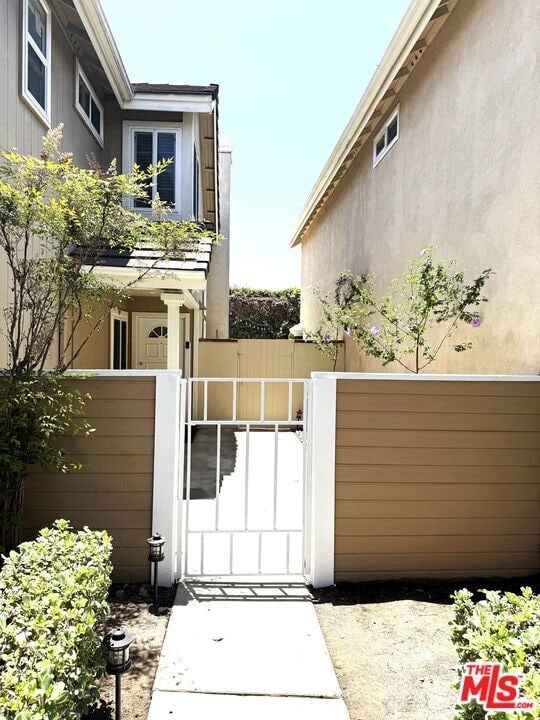 Building Photo - 3712 Carrington Ct