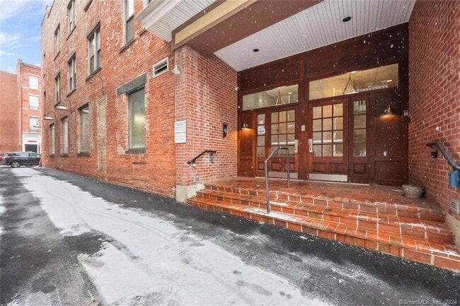 Foto del edificio - 83 Washington St