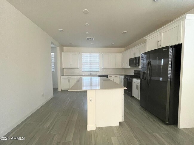 Foto del edificio - 710 N Bay Dr