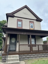 Building Photo - 1310 Olive St