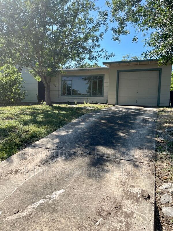 Primary Photo - 710 Olney Dr