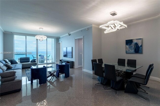 Foto del edificio - 16051 Collins Ave