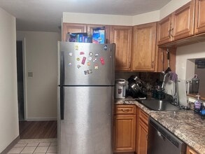 Building Photo - 1 Maude St Building Photo - 1 Maude St