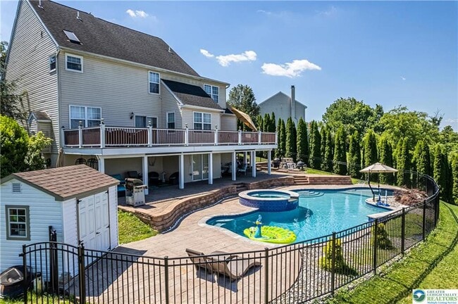 Building Photo - 202 McNair Cir