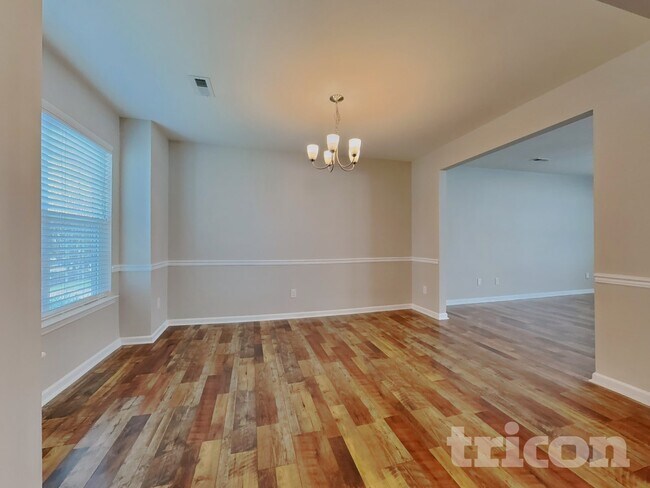 Foto del edificio - 5750 Misty Meadows Ct