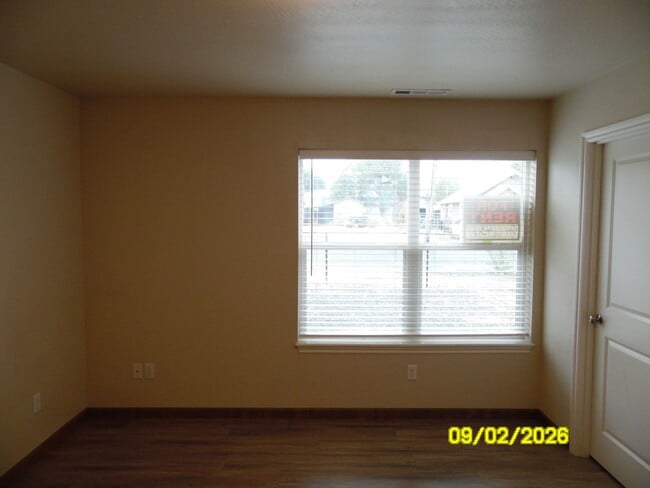 Building Photo - 2340 W McAndrews Rd