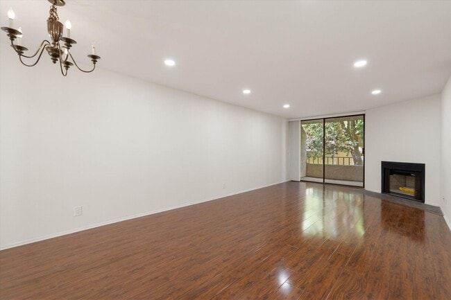 Building Photo - 4141 Via Marisol