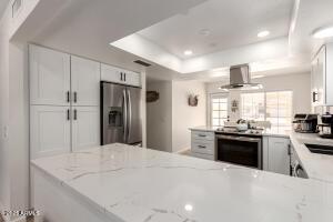 Building Photo - 26414 S Lakemont Dr