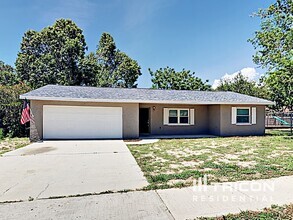 Building Photo - 1106 Windsor Hill Way