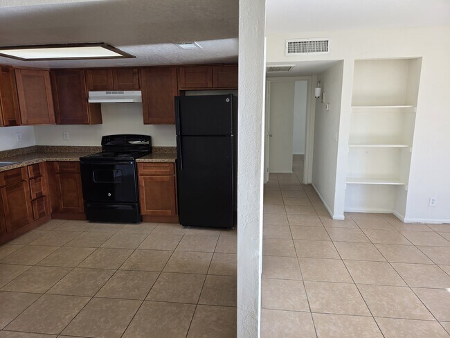 Foto del edificio - 4645 E Caballero St