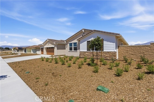 Building Photo - 11647 Saddleback Dr