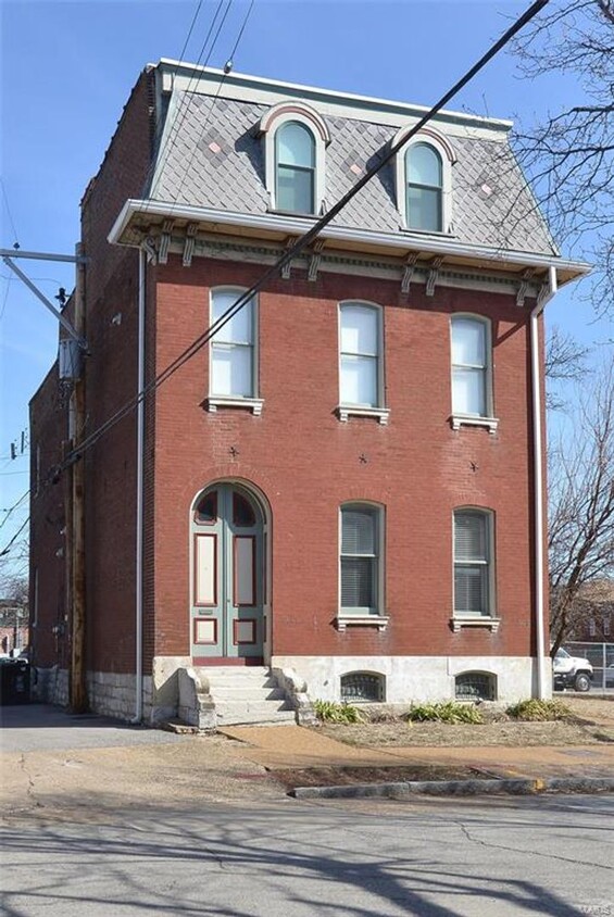 Primary Photo - 909-911 Soulard