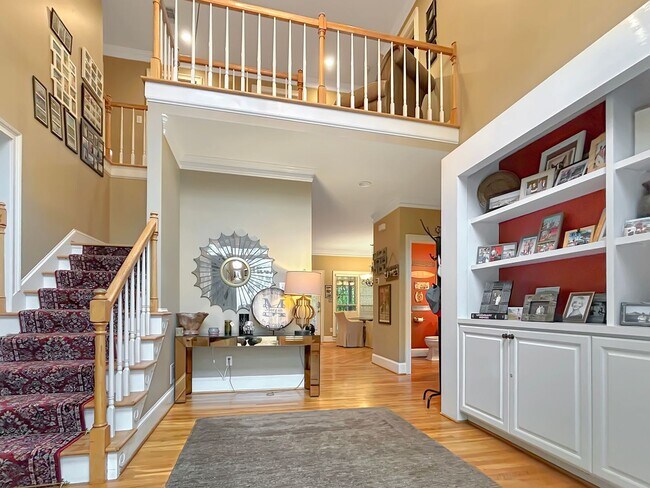 Photo - Brookhaven Beauty!  Furnished Short Term R... House