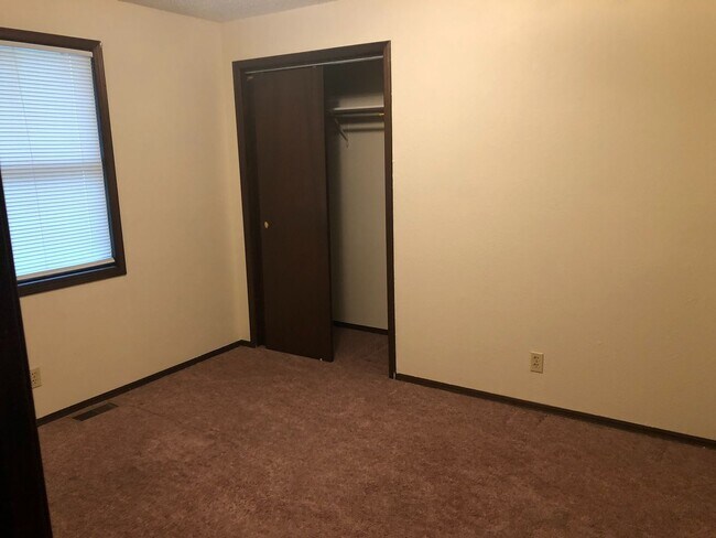 Foto del edificio - $995 - 3 bed 1 bath - Single Family Home
