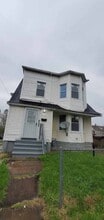 Building Photo - 9703 Elwell Ave
