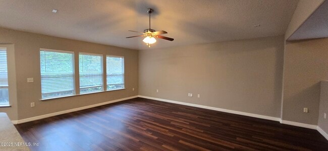 Building Photo - 2403 Brian Lakes Dr E