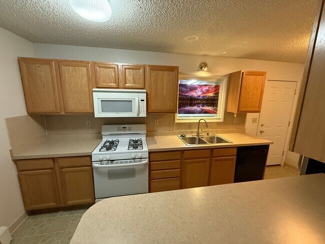 Foto del edificio - 6949 Windsor Pl