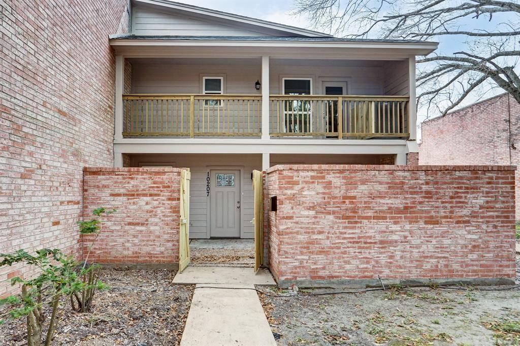 10207 S Gessner Rd, Houston, TX 77071 Condo for Rent in Houston, TX