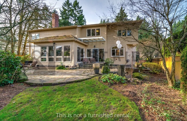 Foto del edificio - 1692 Village Park Ln
