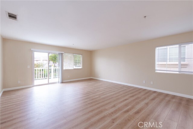 Building Photo - 5916 Wilshire Dr