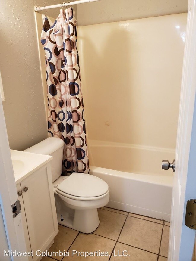 Building Photo - 741 Demaret Dr