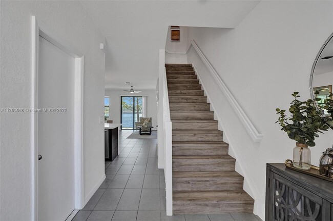 Foto del edificio - 1055 NW 33rd Manor