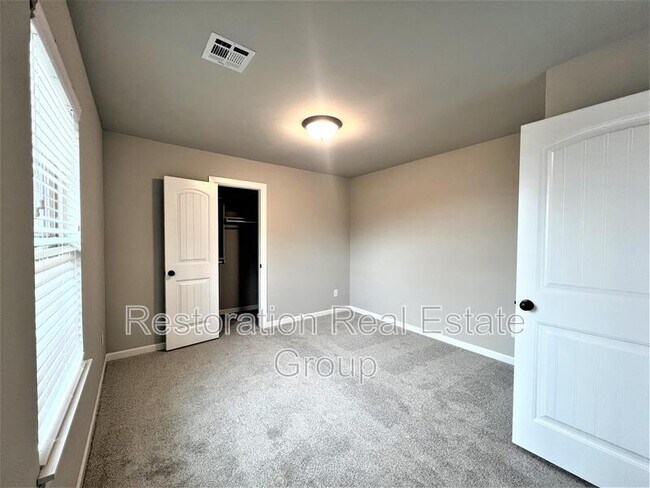 Building Photo - 500 NW 176th St