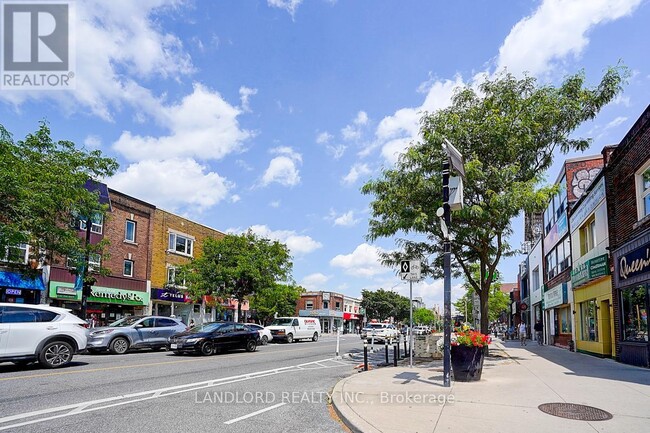 Building Photo - 240-240 Durie St