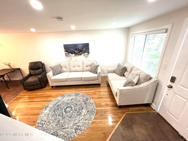 Foto del edificio - 130 Glenbrook Pkwy