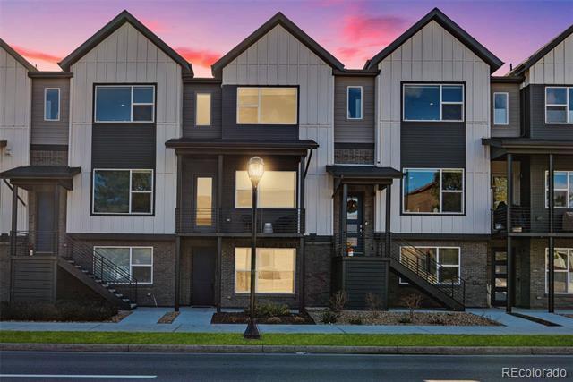 Foto del edificio - 12336 W 52nd Ave