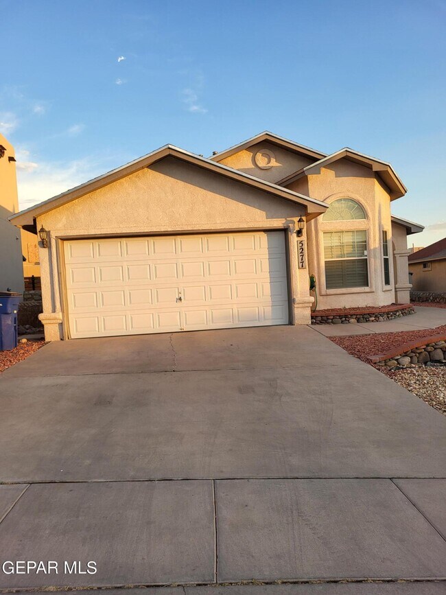 Building Photo - 5277 Jose Cardenas Ln