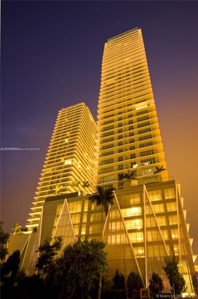 Foto del edificio - 79 SW 12th St