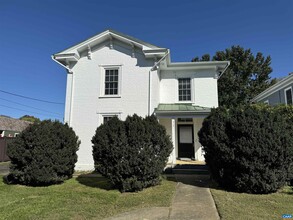 Building Photo - 510 N Main St