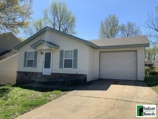 Building Photo - 1705 Heather Ridge Dr
