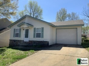 Building Photo - 1705 Heather Ridge Dr