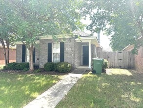 Building Photo - 8708 Lindsey Ln