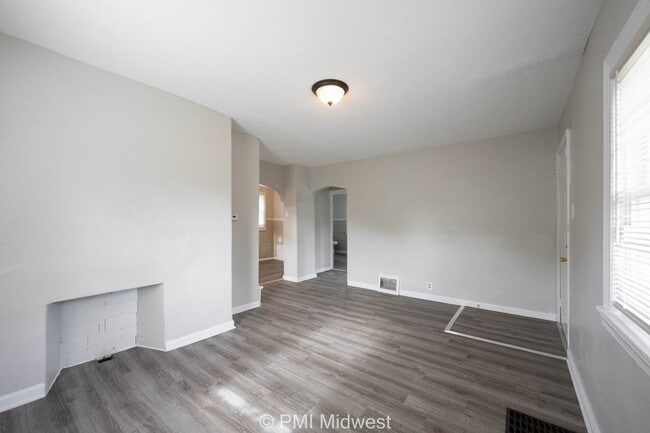 Foto del edificio - 1415 W Pruitt St