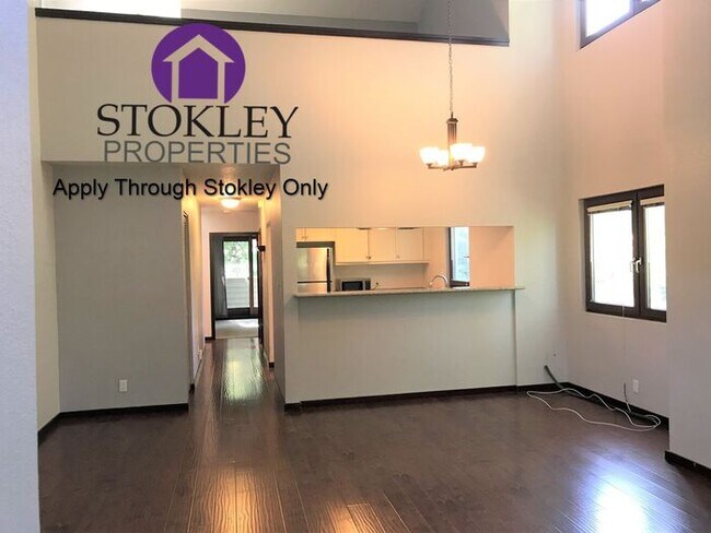 Building Photo - Stokley Properties presents 200 Suntree La...