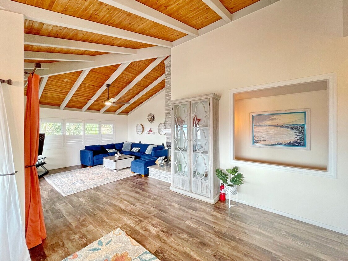 Foto principal - Wailuku Heights Executive Style 3Bed/2Bath...