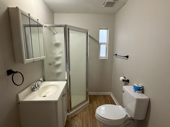 Foto del edificio - Now renting 2 bedroom House