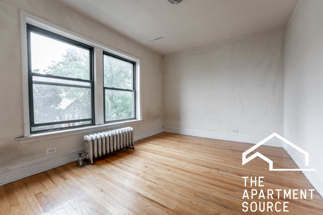 Building Photo - 2230 N Spaulding Ave