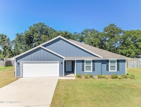 Building Photo - 140 Magnolia Farms Dr