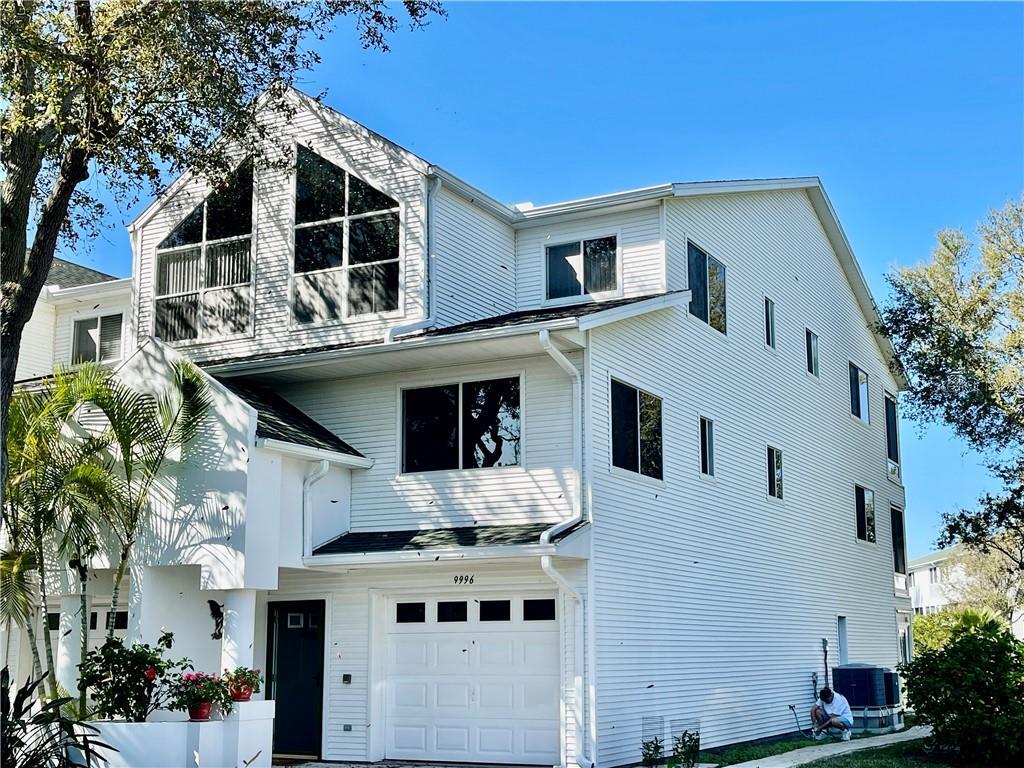 9996 Indian Key Trail, Seminole, FL 33776 Townhome Rentals in