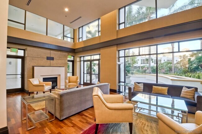Building Photo - 700 W Harbor Dr